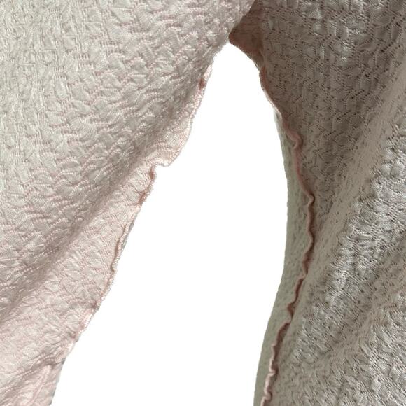 SANCTUARY Textured Knit Lettuce Edge Long Sleeve Tee Top Light Pink NWT Large - Picture 4 of 7